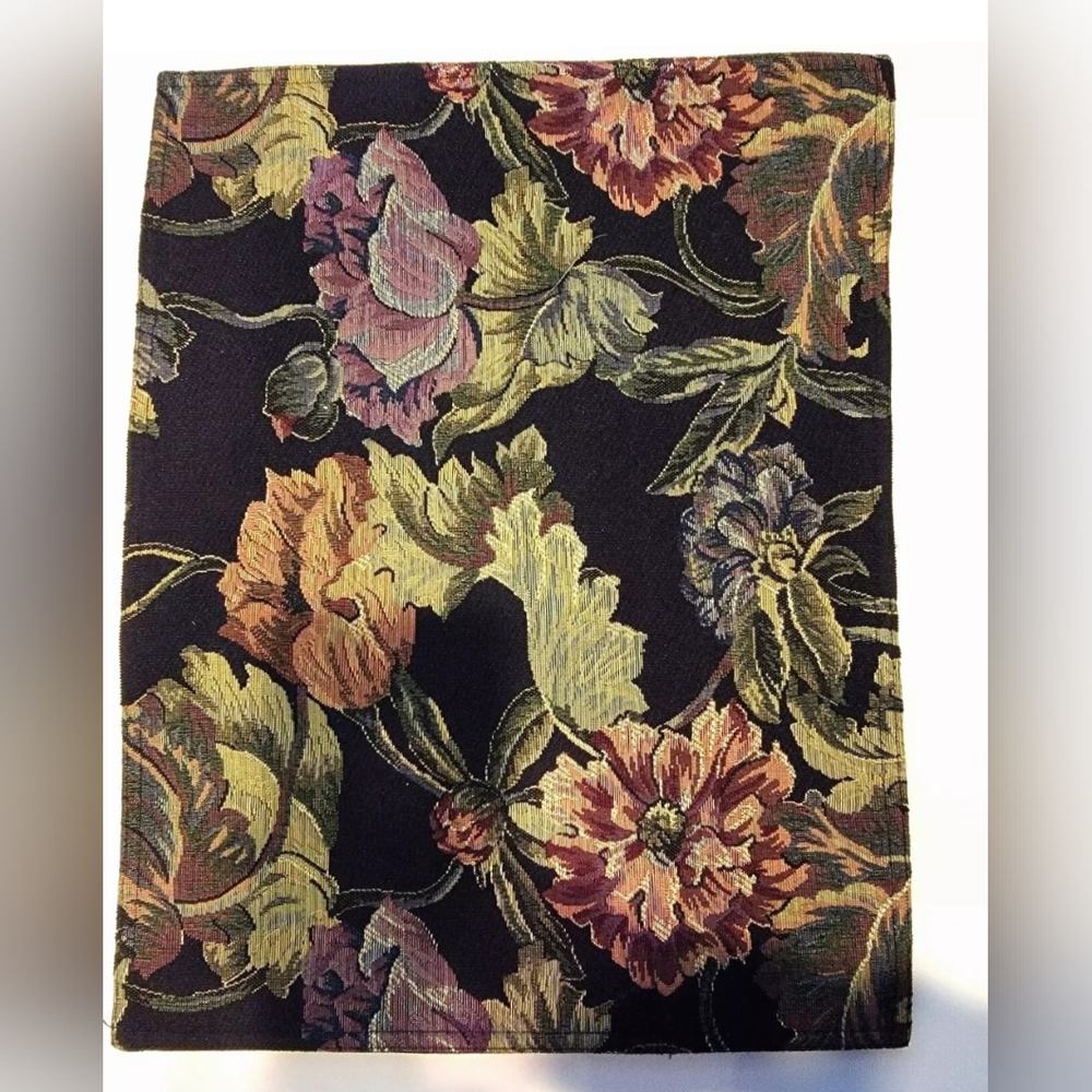 Set of 4 Bess Tapestry Multicolored Traditional  Style 13"x17" Placemats